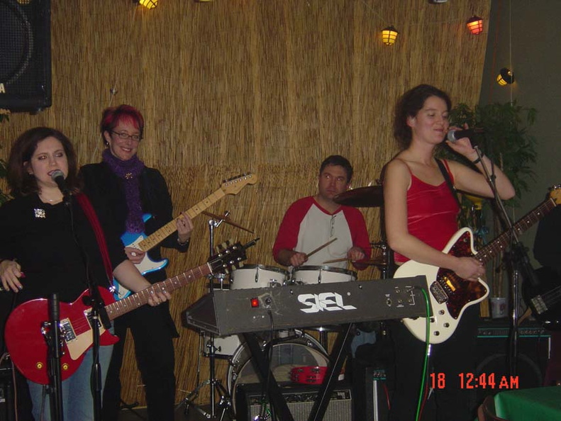 RFR 12-17-04 041.jpg